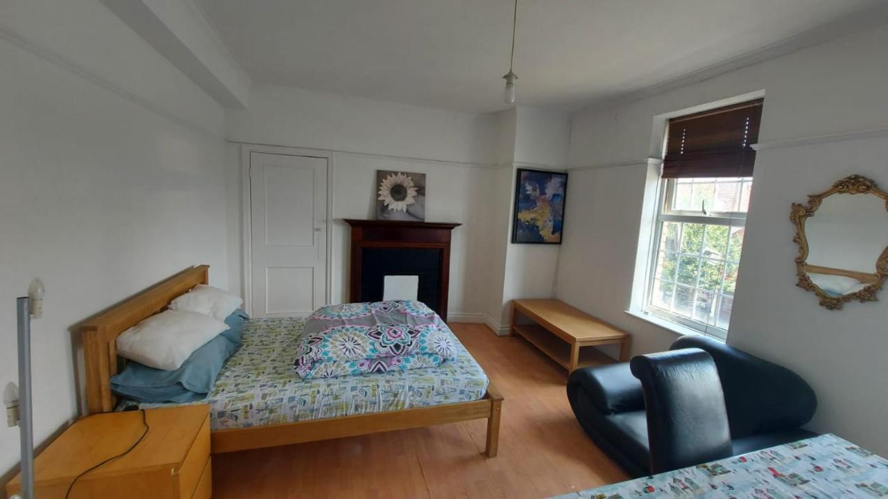 London Edgware Station Apartment Εξωτερικό φωτογραφία