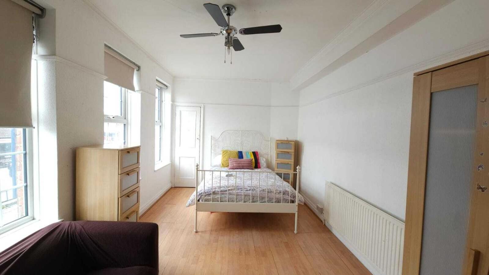 London Edgware Station Apartment Δωμάτιο φωτογραφία